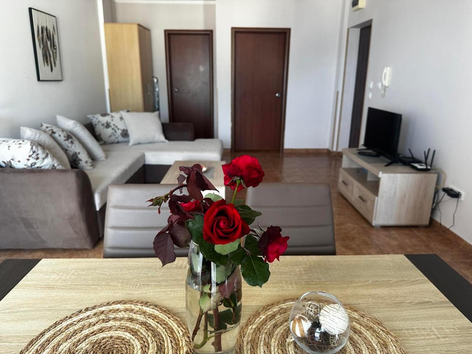 Bečići Apartmani Ilic מראה חיצוני תמונה
